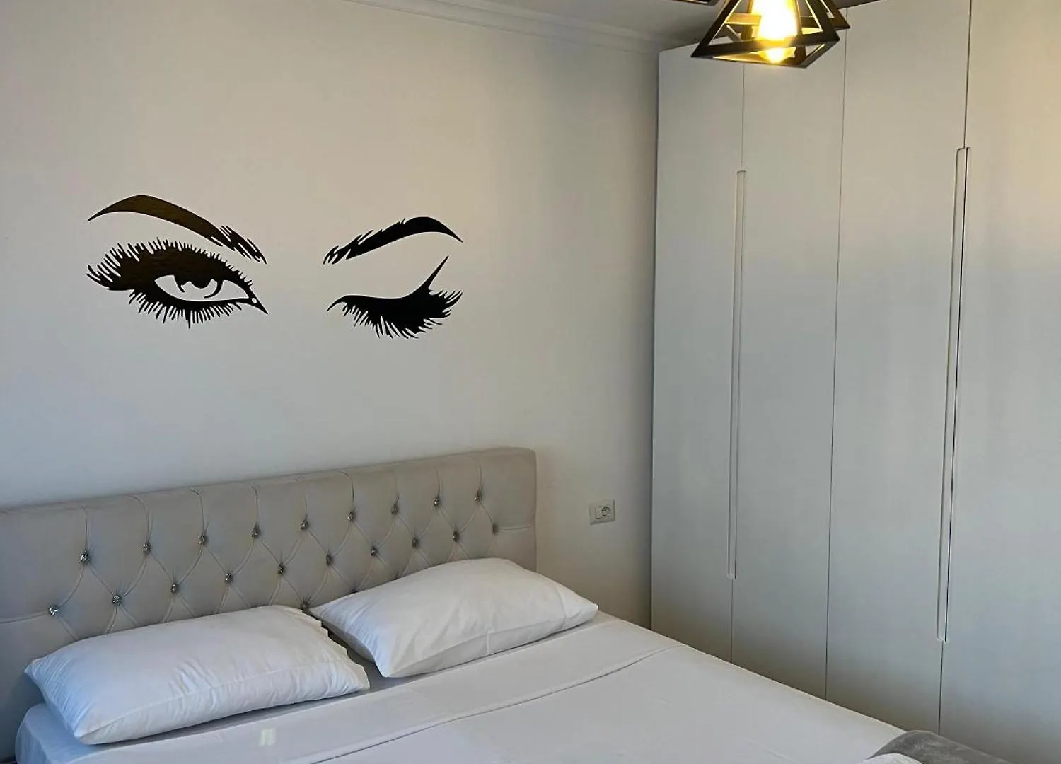 Central Tirana Apartment 0*,  Albanien